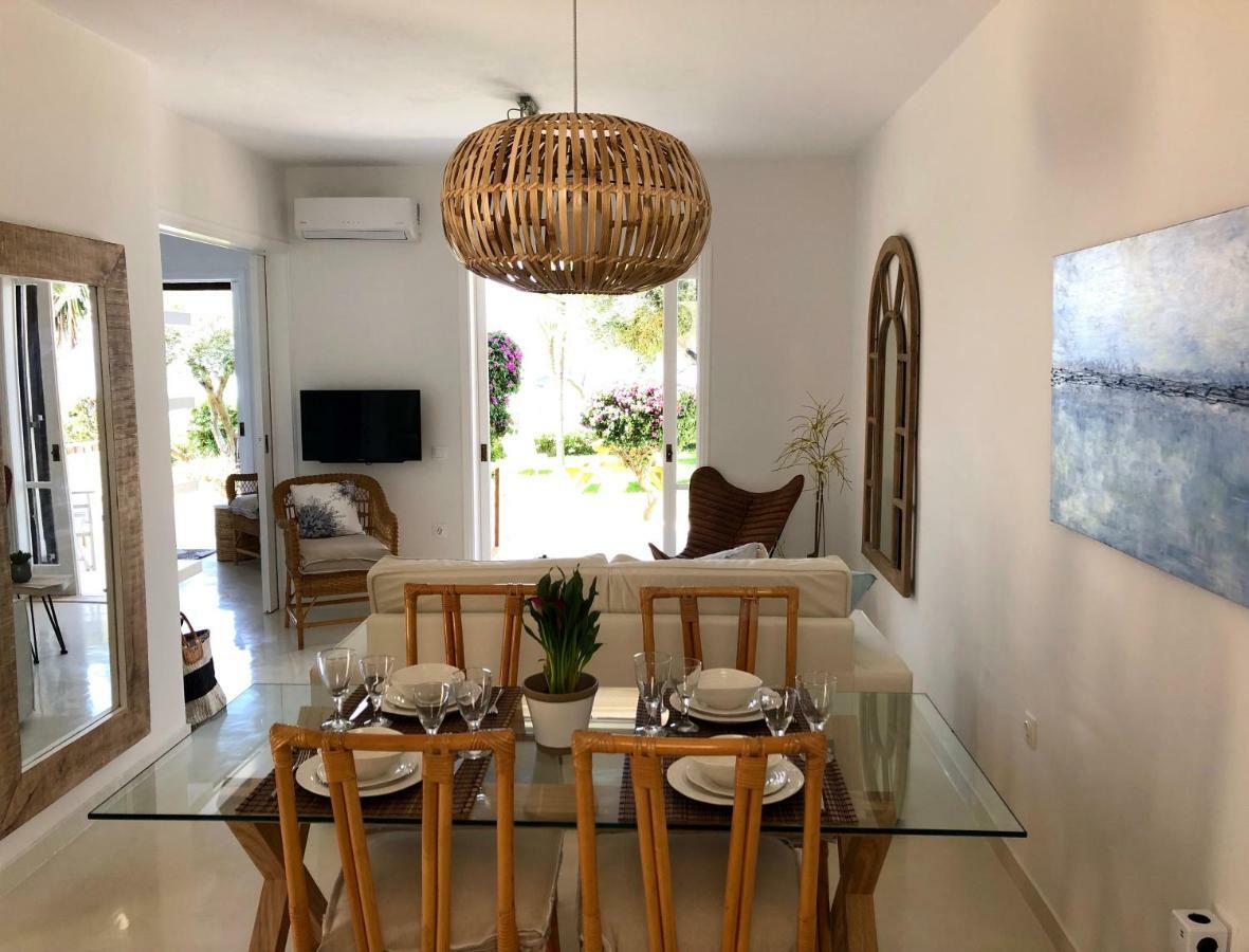 Aqua Seafront Glyfada Corfu Beach House With Garden Exterior photo
