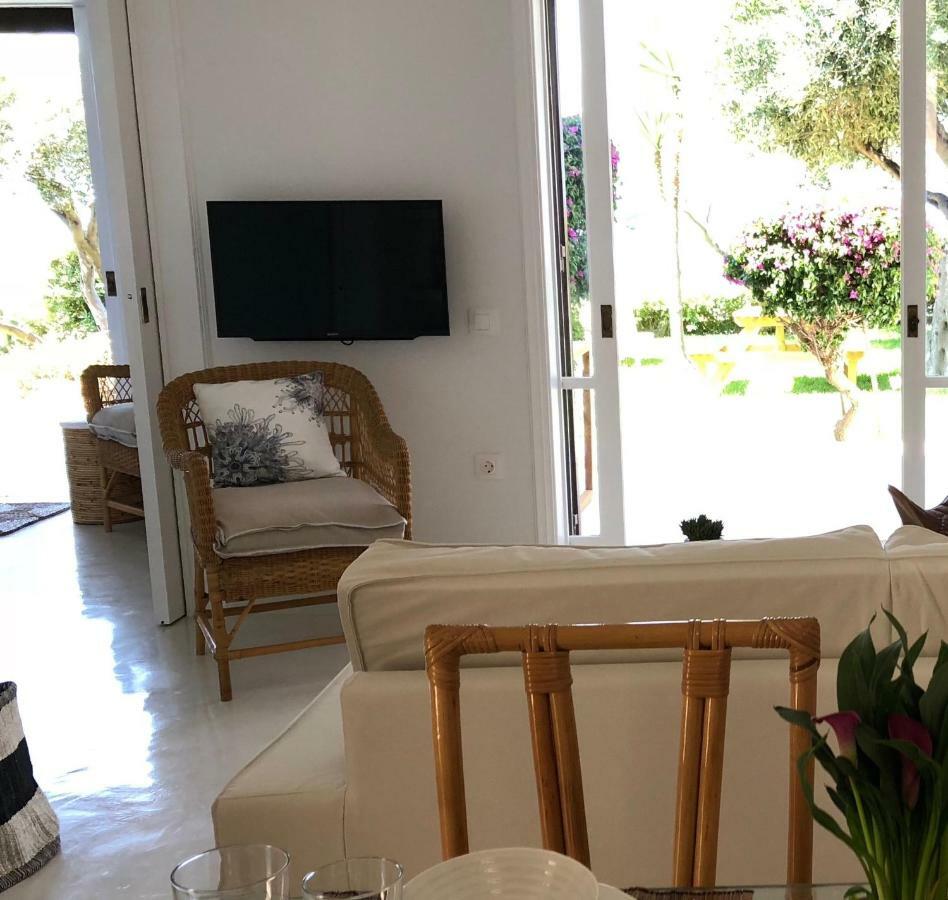 Aqua Seafront Glyfada Corfu Beach House With Garden Exterior photo